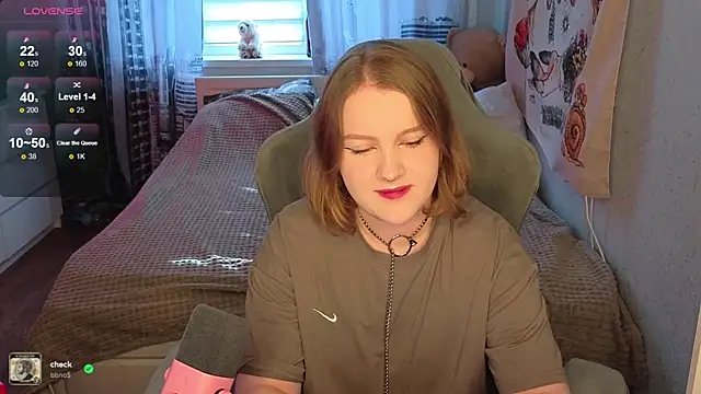 Snapshot of OliviaBlade chatting on September 2025 05:06:02 AM OliviaBlade online show from September 2025 05:06:02 AM