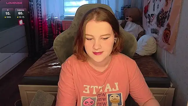 Snapshot of OliviaBlade chatting on September 2025 04:58:02 AM OliviaBlade online show from September 2025 04:58:02 AM