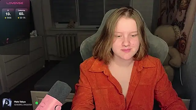 Snapshot of OliviaBlade chatting on September 2025 02:10:01 PM OliviaBlade online show from September 2025 02:10:01 PM