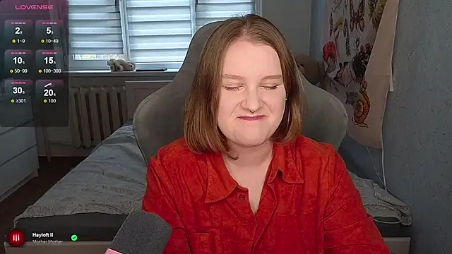 Snapshot of OliviaBlade chatting on September 2025 05:11:02 AM OliviaBlade online show from September 2025 05:11:02 AM