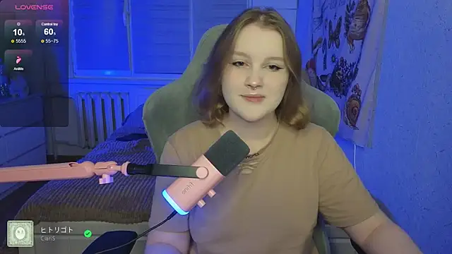 Snapshot of OliviaBlade chatting on October 2025 01:57:02 PM OliviaBlade online show from October 2025 01:57:02 PM