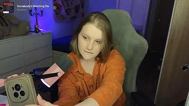 Snapshot of OliviaBlade chatting on October 2025 02:07:01 PM OliviaBlade online show from October 2025 02:07:01 PM