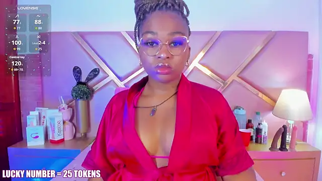 SophieSinclair online show from March 2026 12:27:02 PM