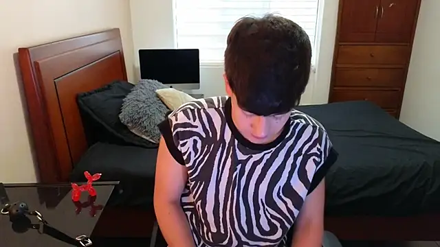 Snapshot of tightncuteass chatting on November 2025 10:01:02 PM tightncuteass online show from November 2025 10:01:02 PM