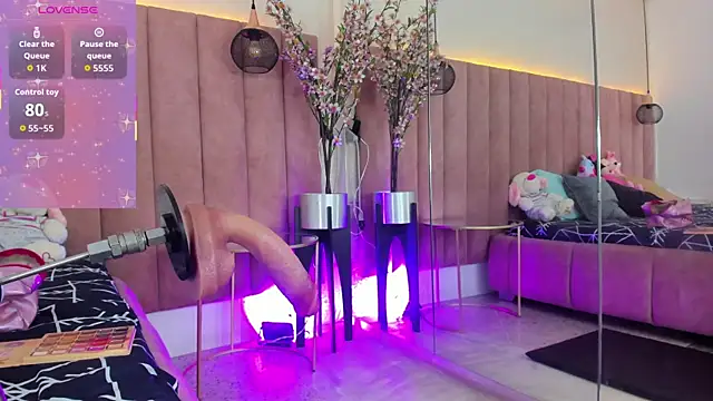 Snapshot of IvannaaVega chatting on October 2025 07:02:02 PM IvannaaVega online show from October 2025 07:02:02 PM