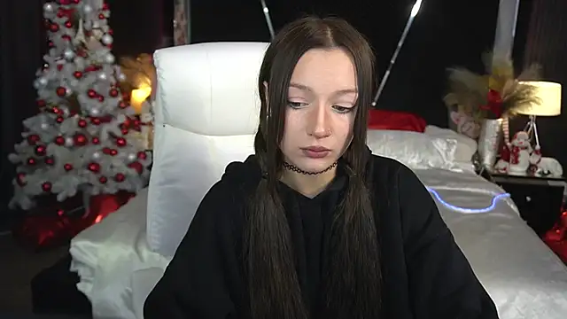 FoxyMayy online show from December 2025 10:26:02 PM