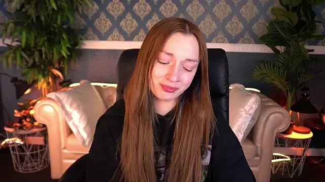FoxyMayy online show from May 2026 01:59:01 PM
