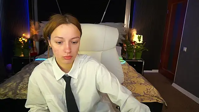 FoxyMayy online show from May 2026 12:43:02 PM