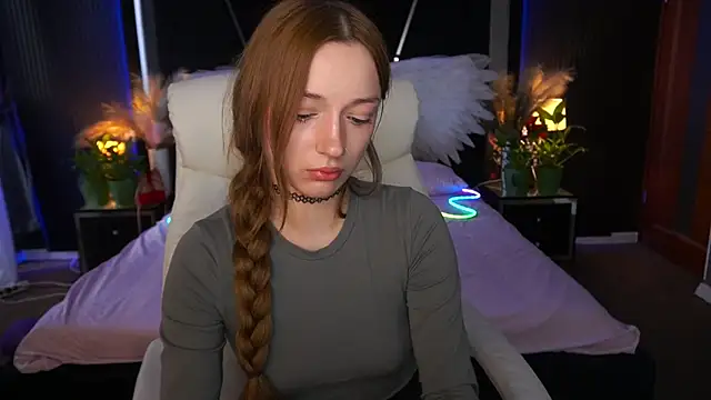 FoxyMayy online show from May 2026 02:22:01 PM