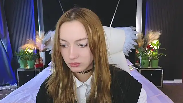 FoxyMayy online show from May 2026 12:57:02 PM