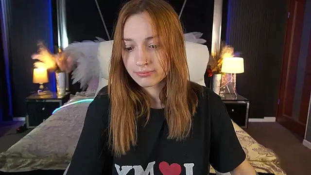 FoxyMayy online show from June 2026 12:59:01 PM