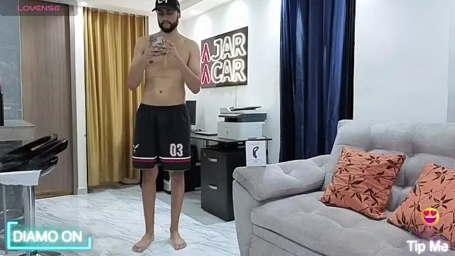 Snapshot of Thomas_redcol chatting on September 2025 07:39:02 PM Thomas redcol online show from September 2025 07:39:02 PM