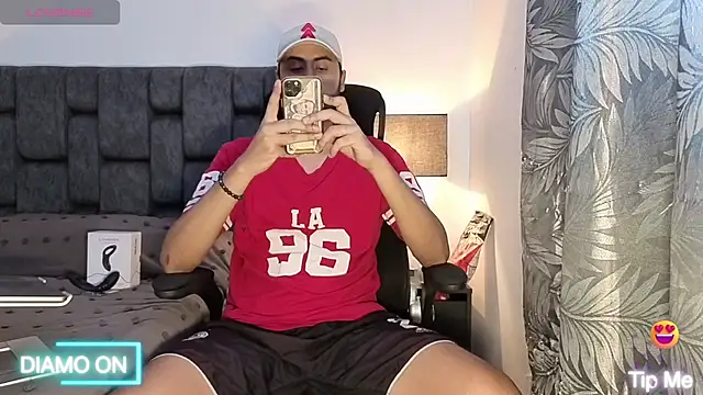 Snapshot of Thomas_redcol chatting on October 2025 05:01:01 PM Thomas redcol online show from October 2025 05:01:01 PM