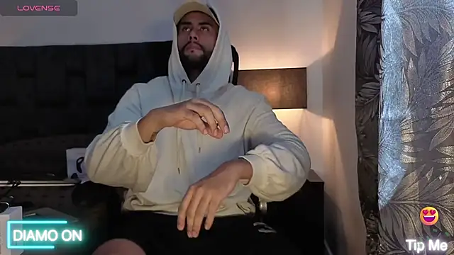 Snapshot of Thomas_redcol chatting on October 2025 03:46:02 PM Thomas redcol online show from October 2025 03:46:02 PM