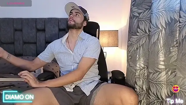 Snapshot of Thomas_redcol chatting on October 2025 07:03:02 PM Thomas redcol online show from October 2025 07:03:02 PM