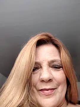 Casandra Cruz online show from September 2025 05:02:01 PM