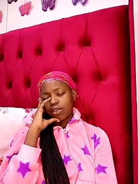 BlackberriesXxx online show from March 2026 09:32:01 PM