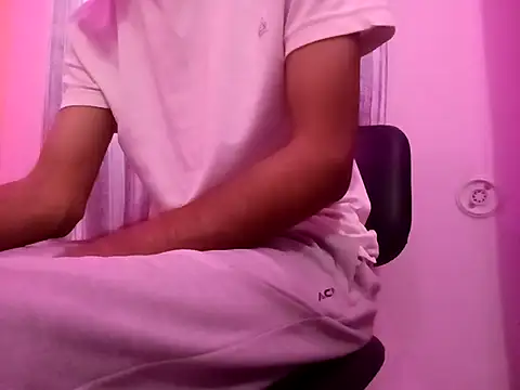 ash706339 online show from September 2025 09:24:01 AM