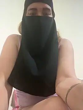 Snapshot of Wild-Nayra chatting on October 2025 11:57:02 PM Wild-Nayra online show from October 2025 11:57:02 PM