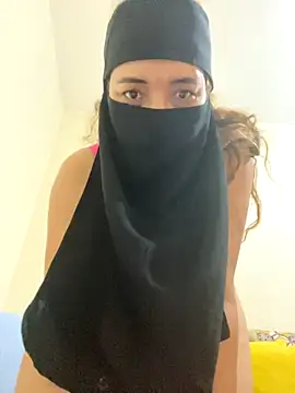 Snapshot of Wild-Nayra chatting on October 2025 03:09:01 PM Wild-Nayra online show from October 2025 03:09:01 PM