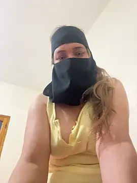 Snapshot of Wild-Nayra chatting on February 2026 09:11:01 PM Wild-Nayra online show from February 2026 09:11:01 PM