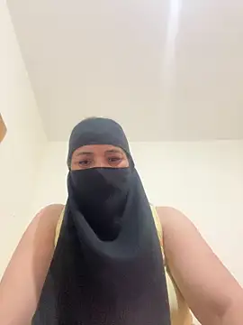 Snapshot of Wild-Nayra chatting on March 2026 02:06:01 AM Wild-Nayra online show from March 2026 02:06:01 AM