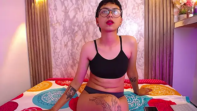Tomie Lee online show from September 2025 04:12:01 AM
