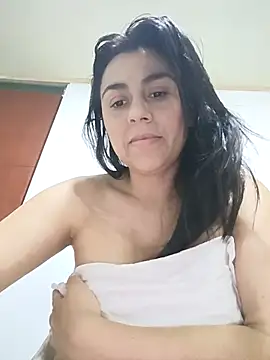 vanessa-titisM online show from November 2025 02:21:01 AM