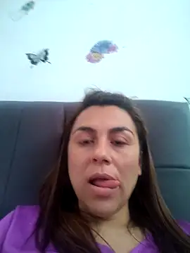 vanessa-titisM online show from April 2026 05:32:02 PM
