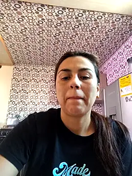 vanessa-titisM online show from May 2026 02:33:02 PM