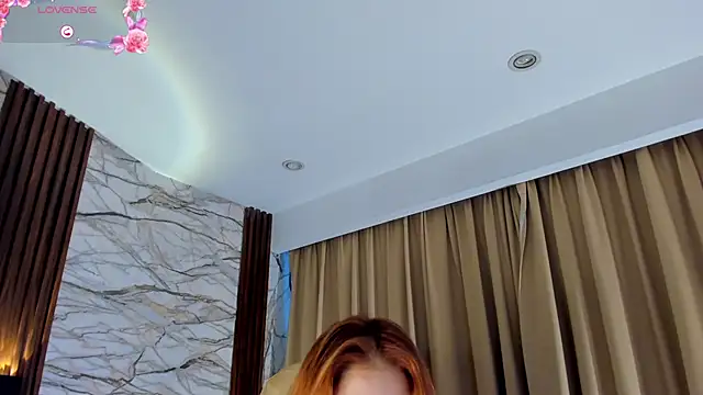 Snapshot of Helenstanford chatting on September 2025 12:40:01 PM Helenstanford online show from September 2025 12:40:01 PM