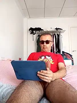EmilioTaladdro online show from May 2026 11:16:02 AM
