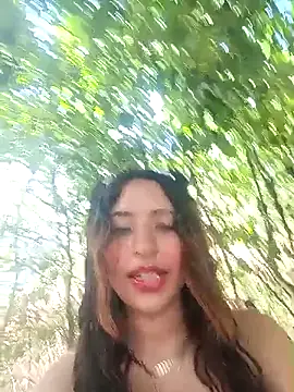 Snapshot of Sweet-Doncella chatting on September 2025 02:39:02 PM Sweet-Doncella online show from September 2025 02:39:02 PM
