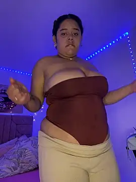 Anabelle 00  online show from June 2026 03:25:01 AM