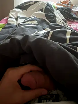 Snapshot of LAZ3R1 chatting on October 2025 12:41:02 PM LAZ3R1 online show from October 2025 12:41:02 PM