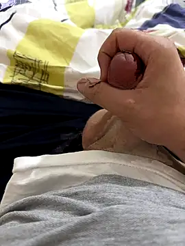 Snapshot of LAZ3R1 chatting on October 2025 05:14:01 PM LAZ3R1 online show from October 2025 05:14:01 PM