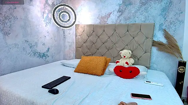 debora ortiz online show from October 2025 01:18:02 PM