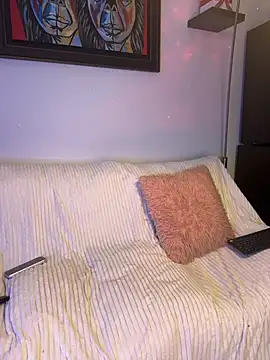 GabyMejiaa online show from November 2025 07:51:02 PM