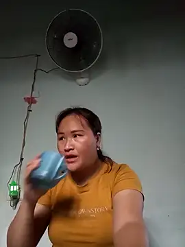 Snapshot of Tamara-a chatting on October 2025 12:25:01 AM Tamara-a online show from October 2025 12:25:01 AM