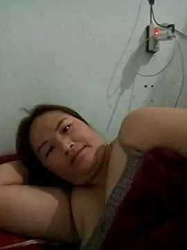 Snapshot of Tamara-a chatting on November 2025 01:29:02 PM Tamara-a online show from November 2025 01:29:02 PM