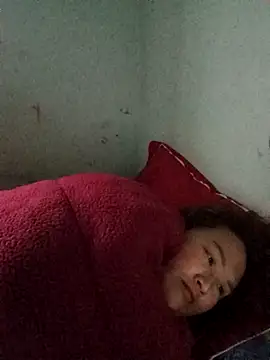 Snapshot of Tamara-a chatting on December 2025 12:27:01 AM Tamara-a online show from December 2025 12:27:01 AM