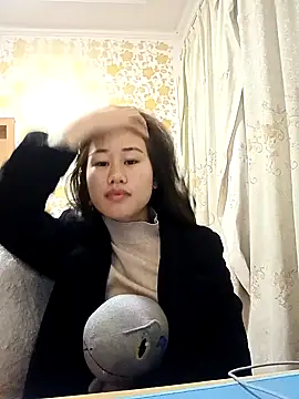 Snapshot of luy-xinh02 chatting on November 2025 10:19:01 AM luy-xinh02 online show from November 2025 10:19:01 AM