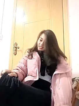 Snapshot of luy-xinh02 chatting on December 2025 09:05:02 AM luy-xinh02 online show from December 2025 09:05:02 AM