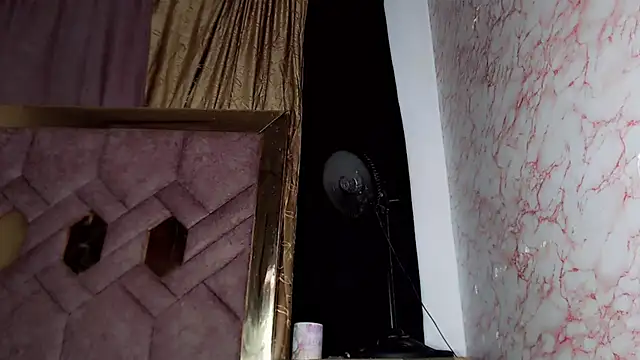 Snapshot of franchescadoll chatting on February 2026 03:57:02 AM franchescadoll online show from February 2026 03:57:02 AM