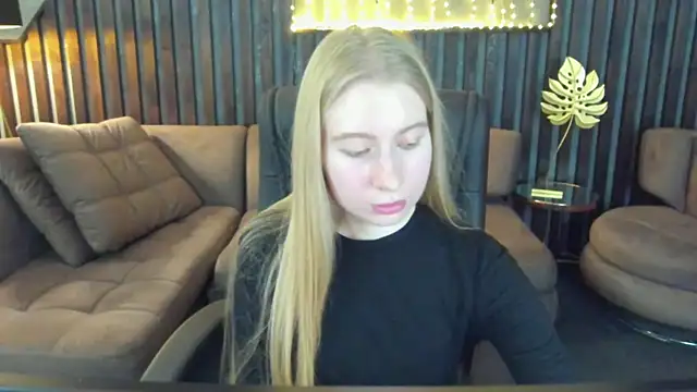 Alina Blonde online show from March 2026 08:26:33 AM