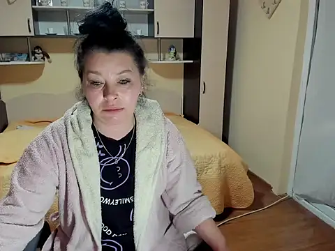 Snapshot of Soffy_Skye chatting on May 2026 02:52:02 AM Soffy Skye online show from May 2026 02:52:02 AM