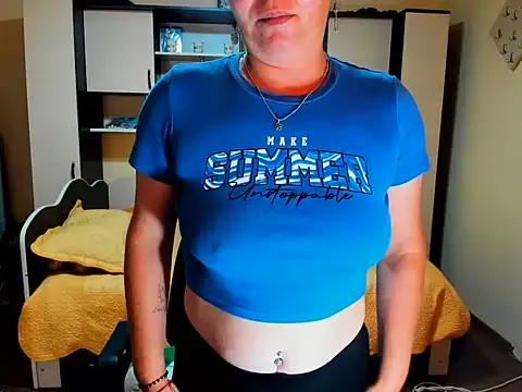 Soffy Skye online show from June 2026 04:59:02 AM