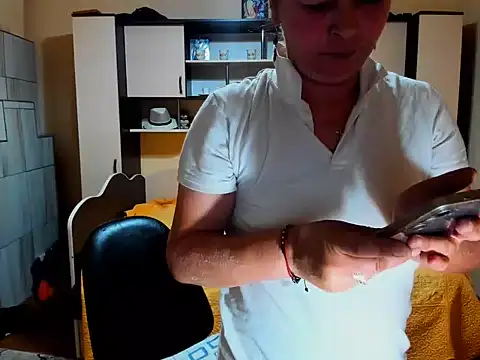 Soffy Skye online show from June 2026 04:32:02 AM