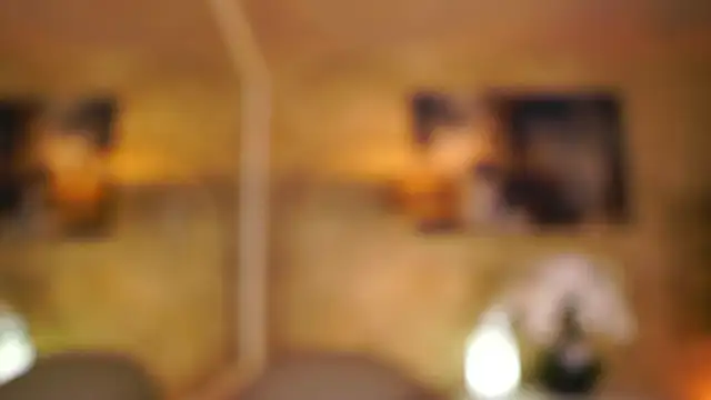 Snapshot of YuliaDesirevska chatting on October 2025 06:02:01 PM YuliaDesirevska online show from October 2025 06:02:01 PM