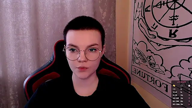 Snapshot of KrisNeal chatting on February 2026 09:40:01 AM KrisNeal online show from February 2026 09:40:01 AM